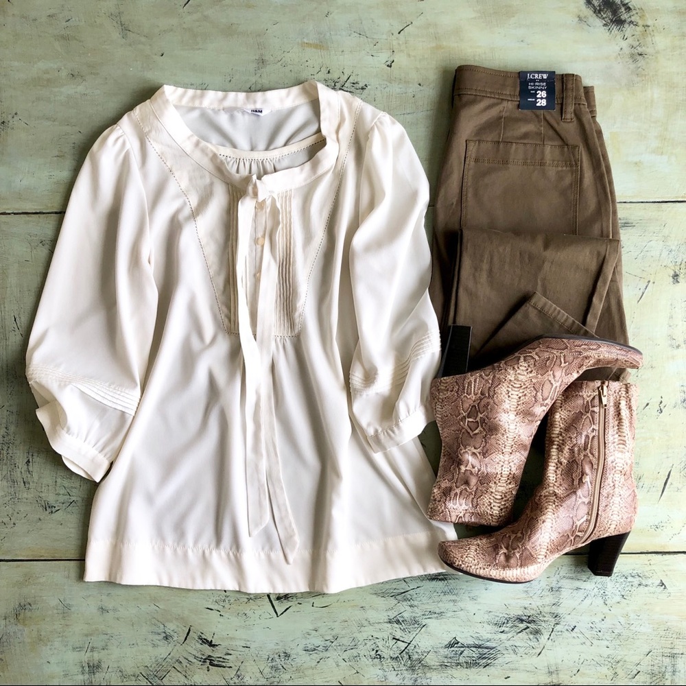 Ivory H&M 3/4 Sleeve Blouse